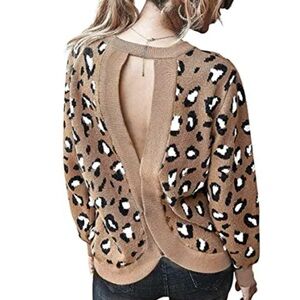 Chigant Leopard Print Sweater Size M Backless Super Soft Knit Loose Fit Animal